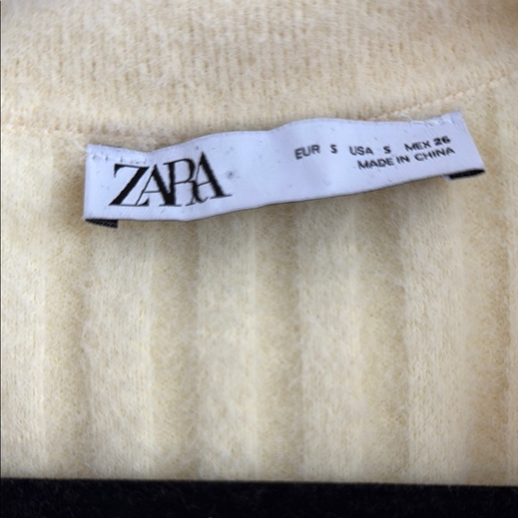 Zara Ribbed Sweater - Picture 2 of 3